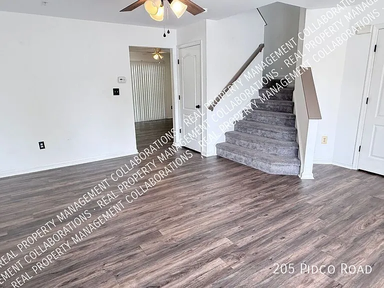 205 Pidco Rd — Photo 3