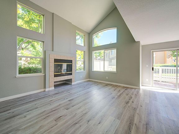 5th image of 6993 Rodling Dr