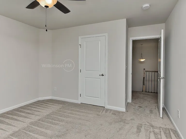 1868 Scarbrough Cir — Photo 39