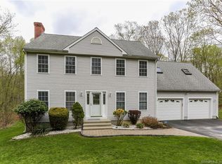 7 Buck Hill Rd, Old Saybrook, CT 06475