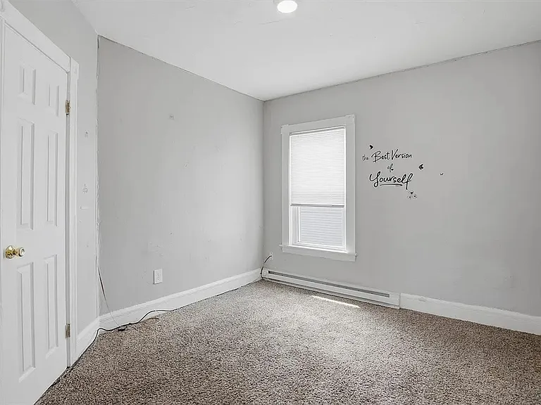 31 Aetna St #3 — Photo 8