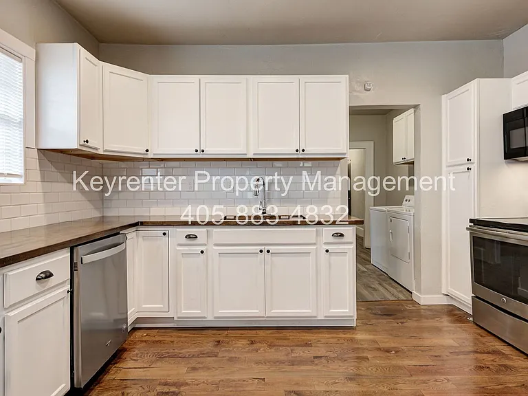 1444 NE 13th St #1446 — Photo 8