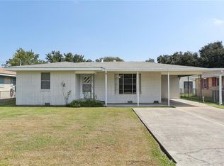 150 Carlon Dr, Des Allemands, LA 70030