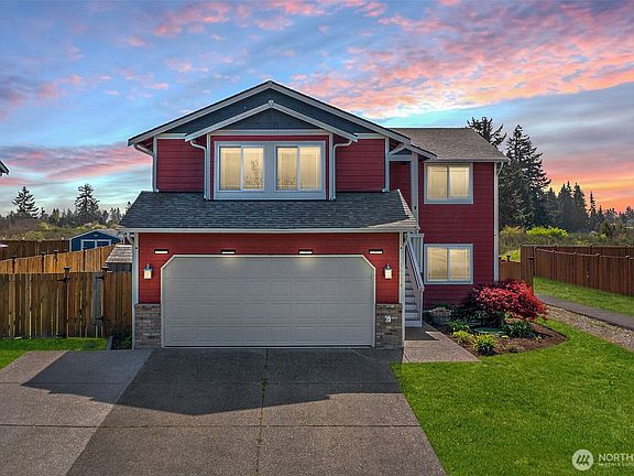 3rd image of 16634 Rainier View Drive SE