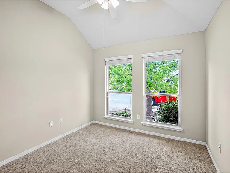 15102 Walcott Dr — Photo 5