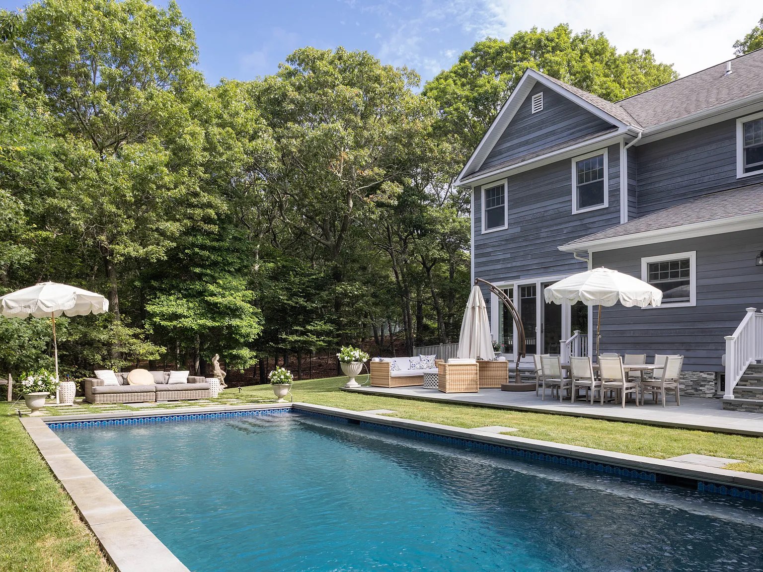 Fairway Villa by Rove Travel | 4BR | Home with Heated Pool — Photo 2