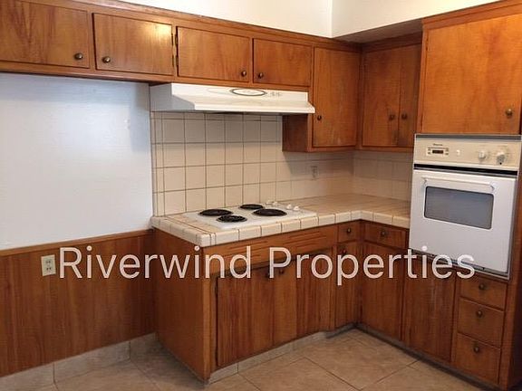 3rd image of 4737 Norm Cir