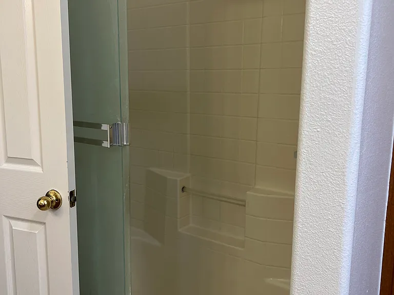 637 Glenn View Ct — Photo 8