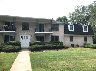 136 Denrose Dr #6, Buffalo, NY 14228