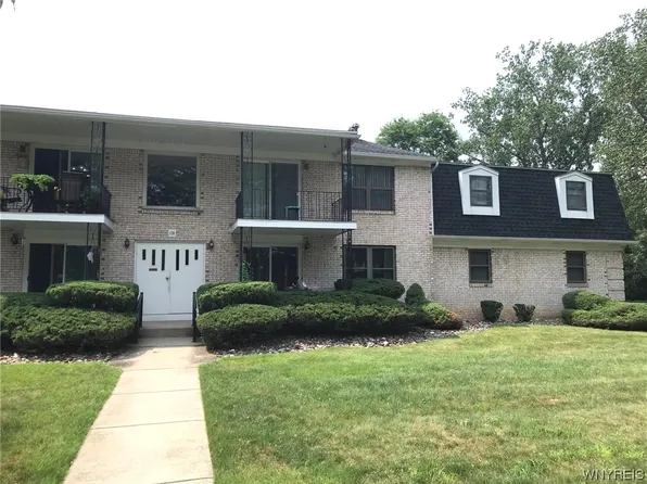 136 Denrose Dr #6, Buffalo, NY 14228