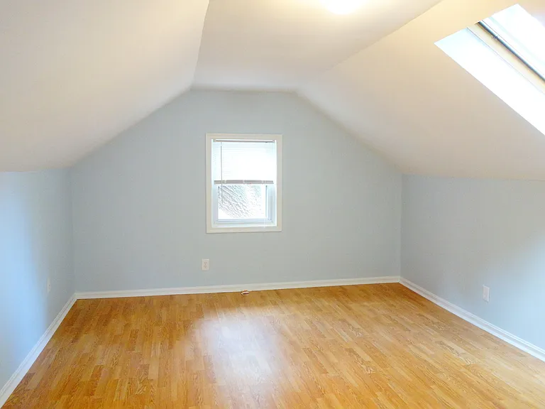 8405 Greenwood Ave — Photo 47