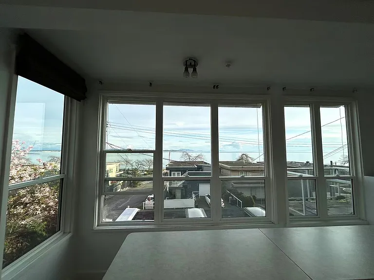 14602 W Beach Ave #BASEMENT — Photo 3