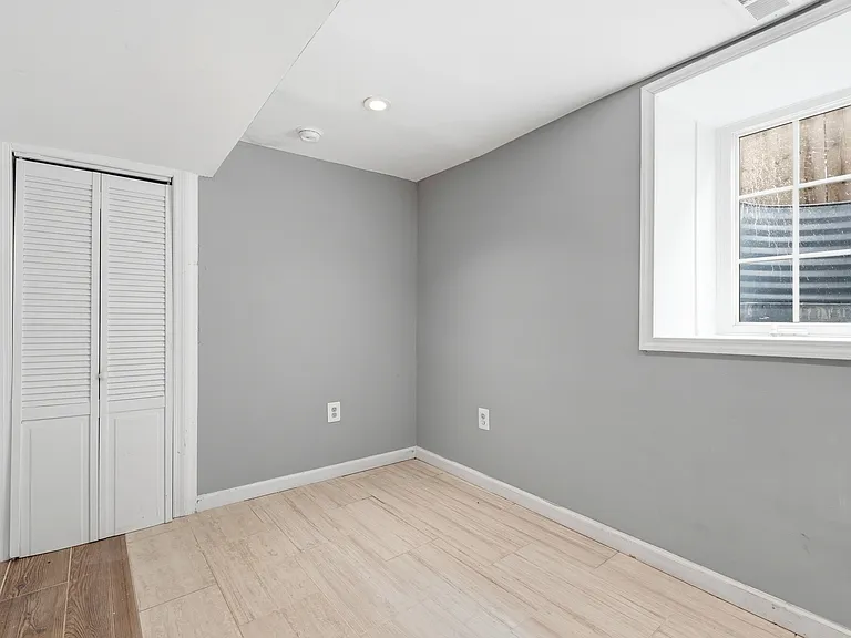 5818 Field Pl NE — Photo 31