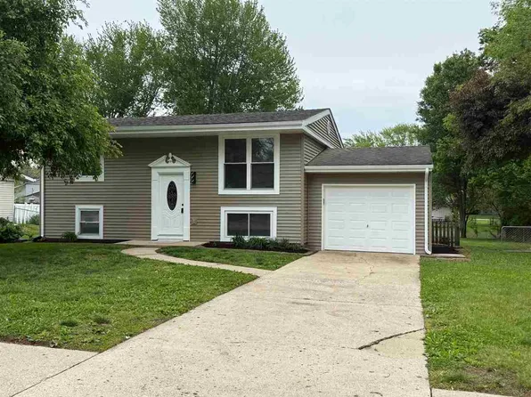 937 Sycamore Ln, Richmond, IN 47374