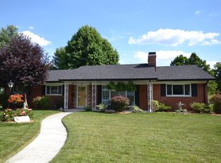 216 Clearview Dr, Belleville, IL