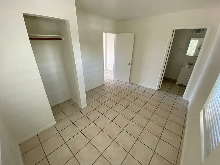 5310 Carpinteria Ave — Photo 5