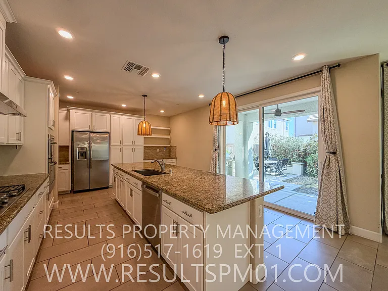 1573 Osborn Dr — Photo 16
