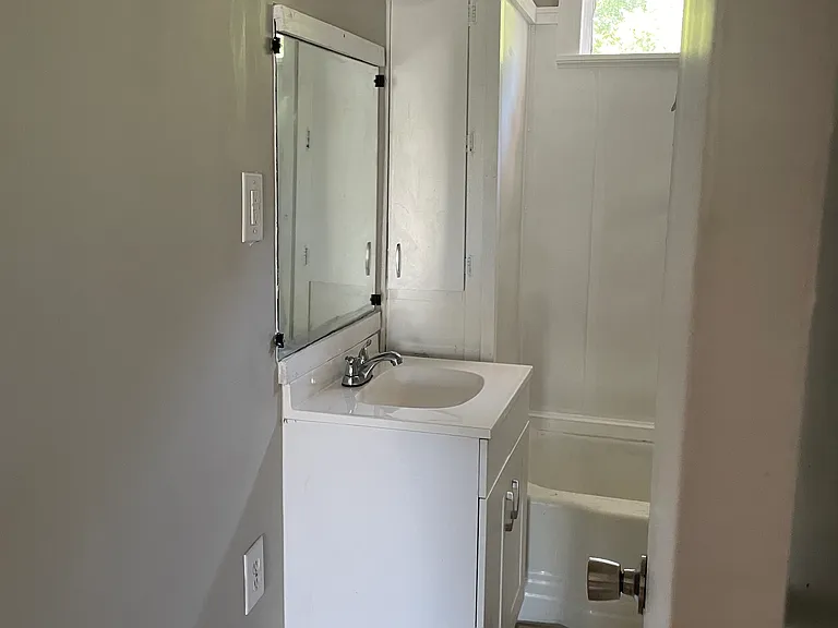 2258 Sibley Rd — Photo 12