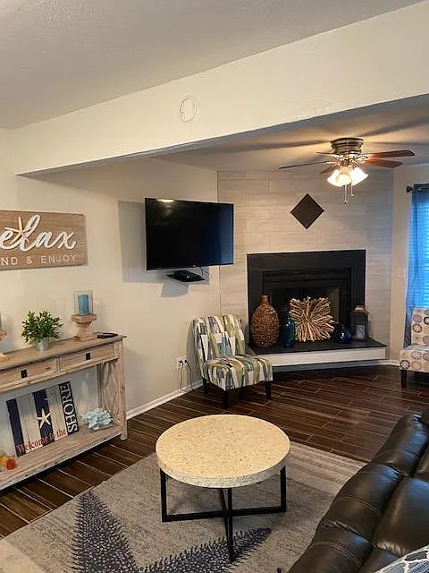 1268 W Ocean View Ave — Photo 1