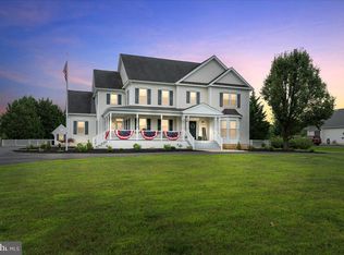 11 Two Penny Run W, Pilesgrove, NJ 08098