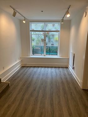 2nd image of 2445 Buchanan St #4