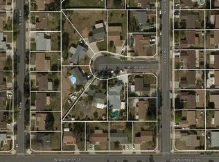 597 W Cascade Dr, Rialto, CA 92376