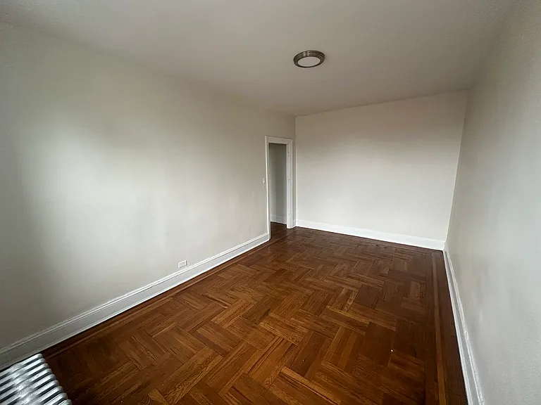 1544 Gillespie Ave #3D — Photo 15