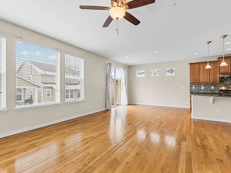 22898 E Saratoga Pl — Photo 20
