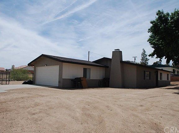 4th image of 7717 Amador Ave