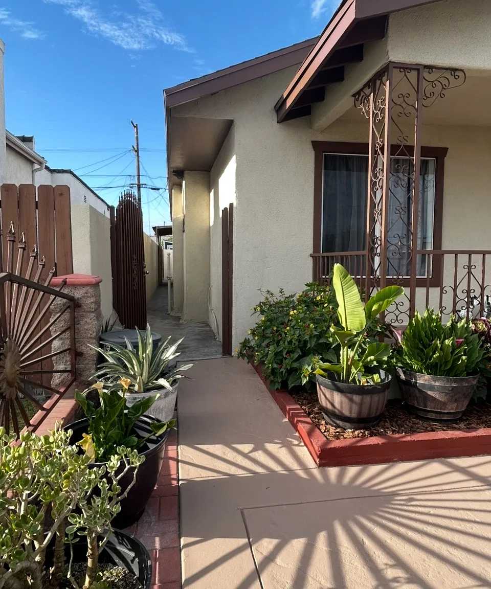 4 bed, 1525 sqft, $3,700 — Photo 2
