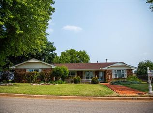 123 W Maple St, Cordell, OK 73632