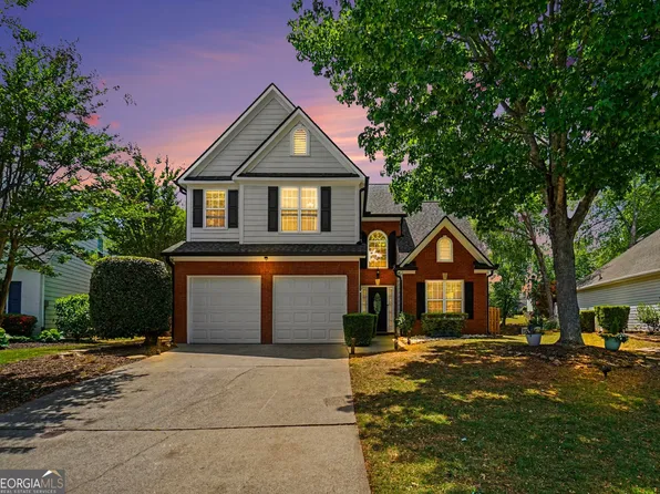 1320 Primrose Dr, Roswell, GA 30076