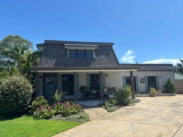 731 Sailfish Dr, Fort Walton Beach, FL 32548