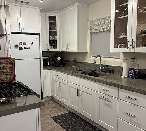 5th image of 14551 Tupper St Unit 29