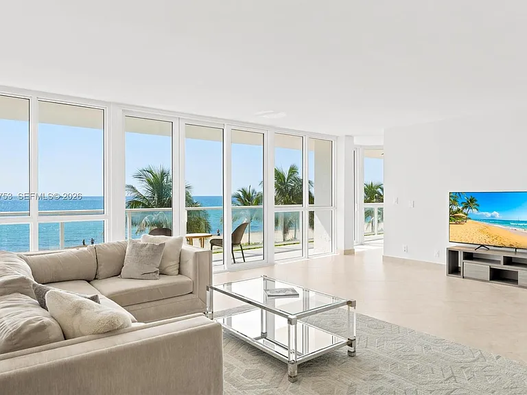 16485 Collins Ave #WS6C — Photo 4