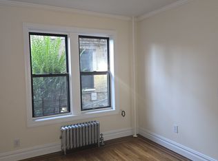 22-69 41st St #1C, Astoria, NY 11105
