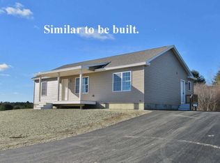 37 Rolling Brook Rd, Raymond, ME 04071