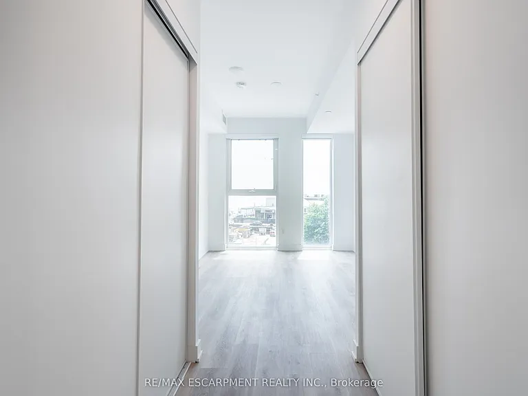 370 Martha St #309 — Photo 24