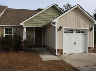 151 Pine Hollow Rd, Holly Ridge, NC 28445