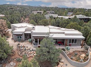 731 N Rock Garden Ln, Dammeron Valley, UT 84783