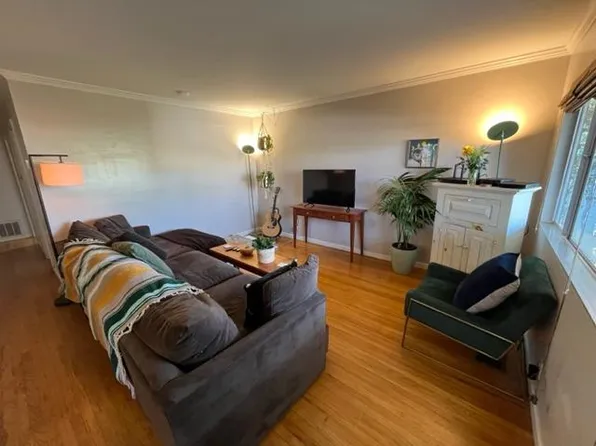 406 Vermont Ave, Moss Beach, CA 94038