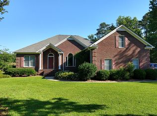 201 Geneva Ct, New Bern, NC 28562