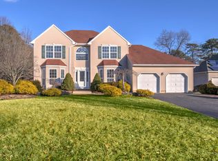 616 Winterberry Blvd, Jackson, NJ