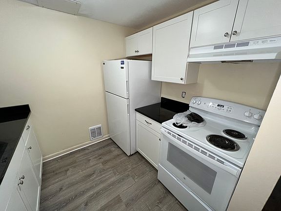 2nd image of 4 Culdaff St #J