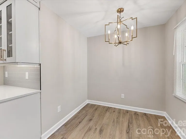 4706 Walden Ct — Photo 14