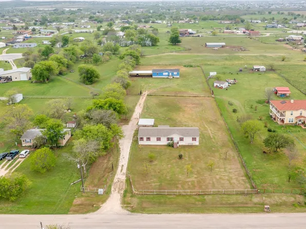 3832 Dove Meadows Ln, Joshua, TX 76058