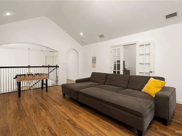 3301 Santa Olivia St — Photo 17