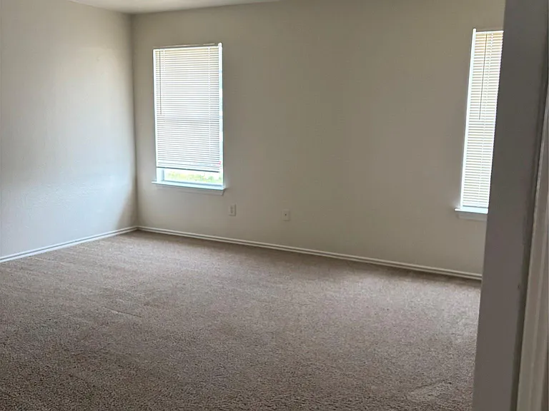 11805 Stoney Meadow Dr — Photo 8