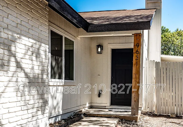 9631 Ivy Bend St — Photo 4