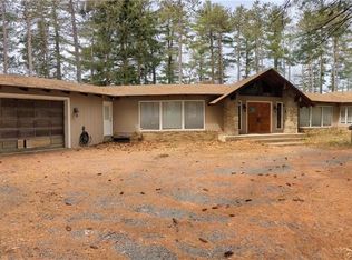 30 Wrentham Rd, Cumberland, RI 02864